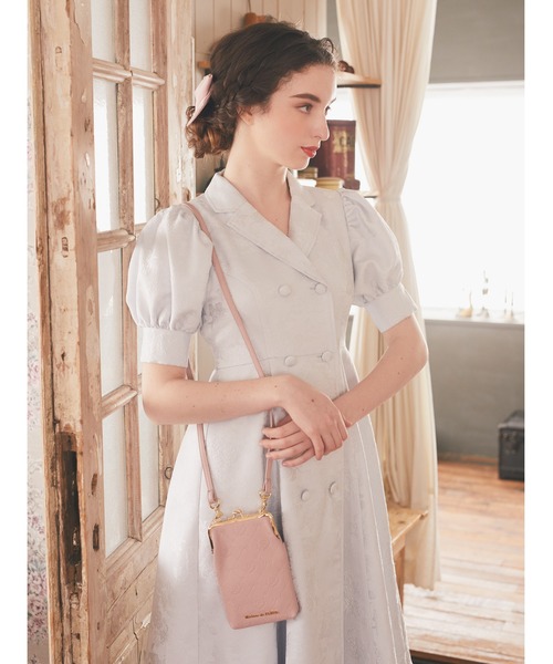 Maison de FLEUR（メゾンドフルール）の「モノグラムがまぐちポシェット（スマホグッズ・レディース・ピンク/ブラック・FREE）」の3枚目の写真