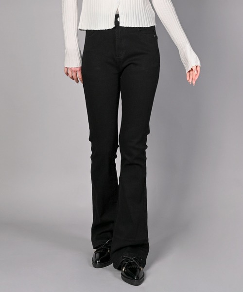 aimoha（アイモハ）の「美シルエット　セミフレアデニムパンツ（デニムパンツ・レディース・ネイビー/ブルー/ホワイト/ブラック・MEDIUM/X-SMALL/SMALL/LARGE/X-LARGE）」の3枚目の写真