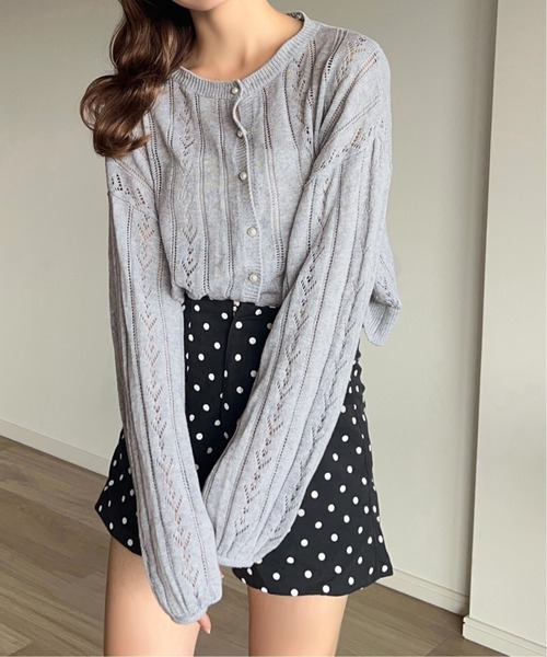 apres jour by あかちゃす（アプレジュールバイアカチャス）の「【あかちゃすコラボアイテム】コットンレースフリルニットカーデ【ZOZOTOWN限定アイテム】（カーディガン/ボレロ・レディース・グレー/レッド/ピンク・フリー/X-LARGE）」の4枚目の写真