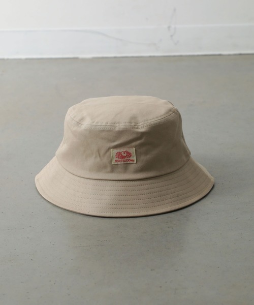 FRUIT OF THE LOOM(フルーツオブザルーム)の「NAME BUCKET HAT / バケット / ハット / カジュアル / ユニセックス / ワンポイント / シンプル(ハット・メンズ・ブラック/ネイビー/ベージュ・FREE)」の1枚目の写真