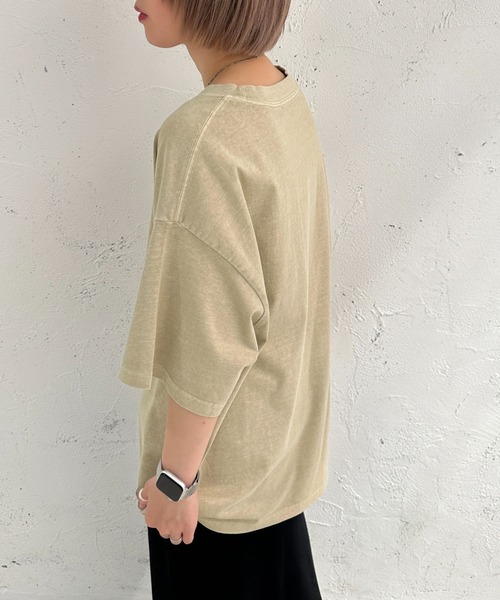 apres jour mignon（アプレジュールミニョン）の「ピグメントヴィンテージライクロックTシャツ2【ZOZOTOWN限定アイテム】（Tシャツ/カットソー・レディース・ピンク/ネイビー/その他/ブラウン系その他/ブラック系その他2/ブラック系その他・X-LARGE/フリー）」の22枚目の写真