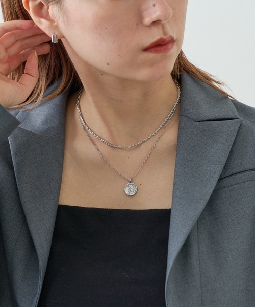 COLONY 2139（コロニートゥーワンスリーナイン）の「コイン×ツイストチェーンネックレス（ネックレス・レディース・ゴールド/シルバー・FREE）」の10枚目の写真