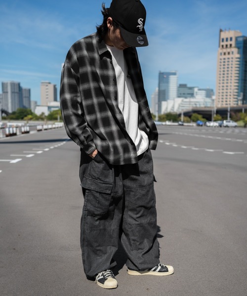 kutir（クティール）の「刺繍入りアソートダブルニーカーゴパンツ（カーゴパンツ・メンズ・グレー/ブラック系その他/ブラック・SMALL/LARGE/MEDIUM）」の13枚目の写真