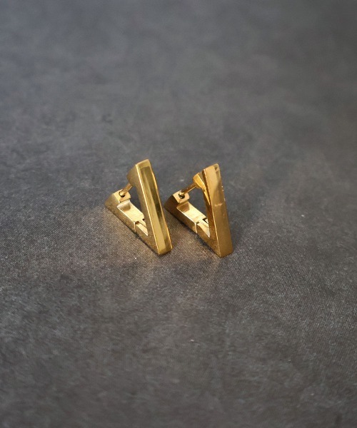 4INT.(フォイント)の「デザインフープ ピアス / サージカルステンレス316L (金属アレルギー対応)(ピアス(両耳用)・メンズ・B/G/A/H/C/D/E/F/I/L/K/J・FREE)」の8枚目の写真