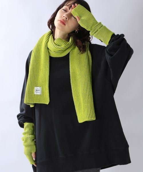 JEANASIS（ジーナシス）の「プレーティングアームカバー/979297（アームカバー・レディース・ブラック系その他/オレンジ系その他/グリーン系その他・FREE）」の5枚目の写真