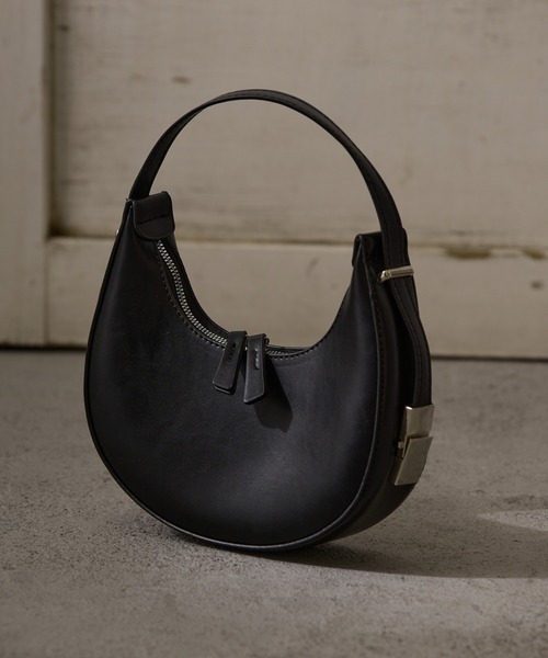 Birthday room(バースデイルーム)の「2WAYラウンドスモールバッグ(ハンドバッグ・レディース・ホワイト/ブラック・FREE)」の2枚目の写真