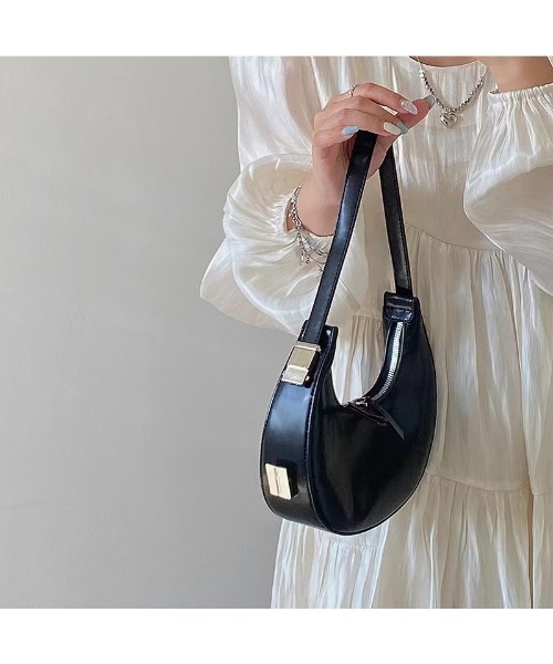 Birthday room(バースデイルーム)の「2WAYラウンドスモールバッグ(ハンドバッグ・レディース・ホワイト/ブラック・FREE)」の5枚目の写真