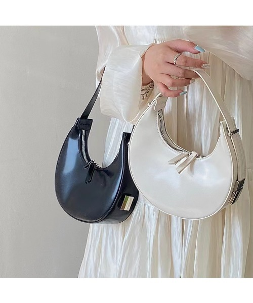 Birthday room(バースデイルーム)の「2WAYラウンドスモールバッグ(ハンドバッグ・レディース・ホワイト/ブラック・FREE)」の9枚目の写真