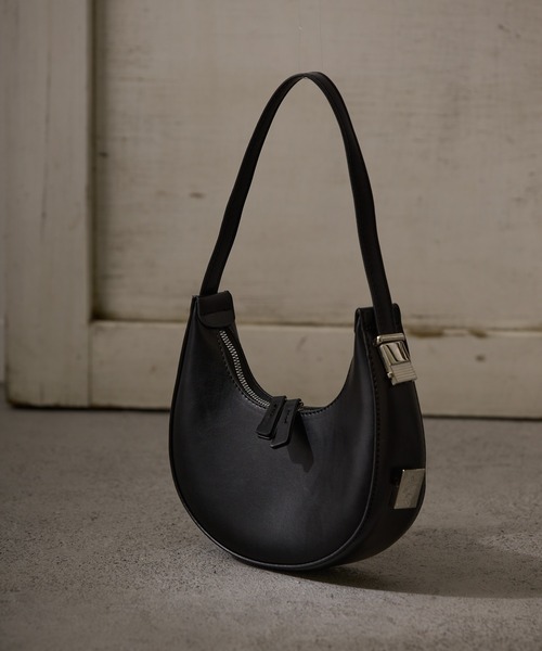 Birthday room(バースデイルーム)の「2WAYラウンドスモールバッグ(ハンドバッグ・レディース・ホワイト/ブラック・FREE)」の11枚目の写真