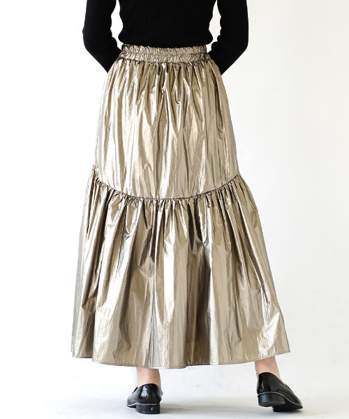 e-zakkamania stores（イーザッカマニアストアーズ）の「【光を纏う、主役級スカート。】 メタリック タフタギャザー フレアスカート（スカート・レディース・ゴールド/ブラック/シルバー・M）」の13枚目の写真