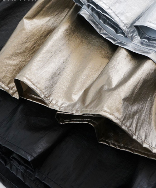 e-zakkamania stores（イーザッカマニアストアーズ）の「【光を纏う、主役級スカート。】 メタリック タフタギャザー フレアスカート（スカート・レディース・ゴールド/ブラック/シルバー・M）」の16枚目の写真