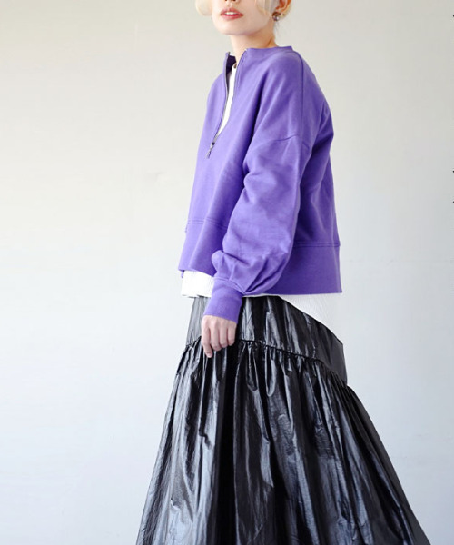 e-zakkamania stores（イーザッカマニアストアーズ）の「【光を纏う、主役級スカート。】 メタリック タフタギャザー フレアスカート（スカート・レディース・ゴールド/ブラック/シルバー・M）」の5枚目の写真