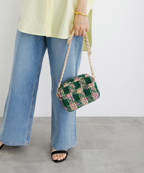 URBAN RESEARCH(アーバンリサーチ)の「ツイードスクエアショルダーバッグ(ショルダーバッグ・レディース・ホワイト/グリーン/ブラック・-)」の12枚目の写真