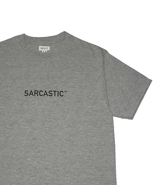 SARCASTIC サキャスティック Tシャツ グレー M SARCASTIC サキャスティック Tシャツ グレー M
