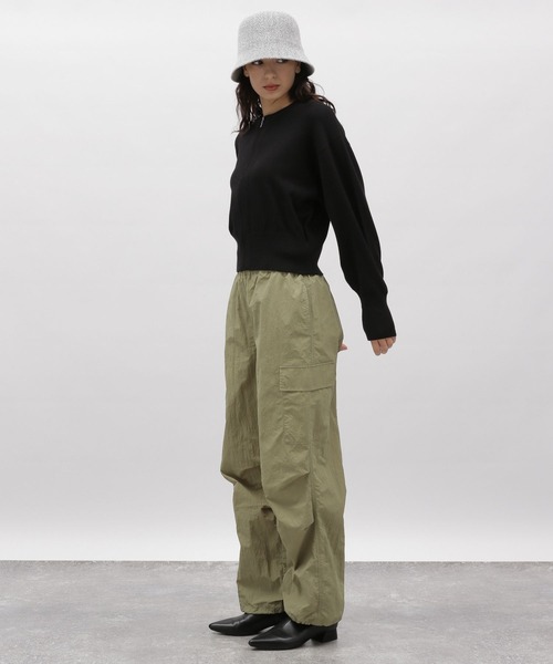 LAKOLE（ラコレ）の「12ゲージZIPショートカーディガン / 103590（カーディガン/ボレロ・レディース・ブラック/ライトブルー/グレー/アイボリー・SMALL/MEDIUM）」の14枚目の写真