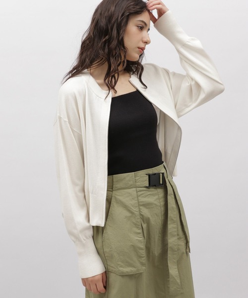 LAKOLE（ラコレ）の「12ゲージZIPショートカーディガン / 103590（カーディガン/ボレロ・レディース・ブラック/ライトブルー/グレー/アイボリー・SMALL/MEDIUM）」の10枚目の写真