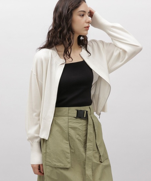 LAKOLE（ラコレ）の「12ゲージZIPショートカーディガン / 103590（カーディガン/ボレロ・レディース・ブラック/ライトブルー/グレー/アイボリー・SMALL/MEDIUM）」の11枚目の写真