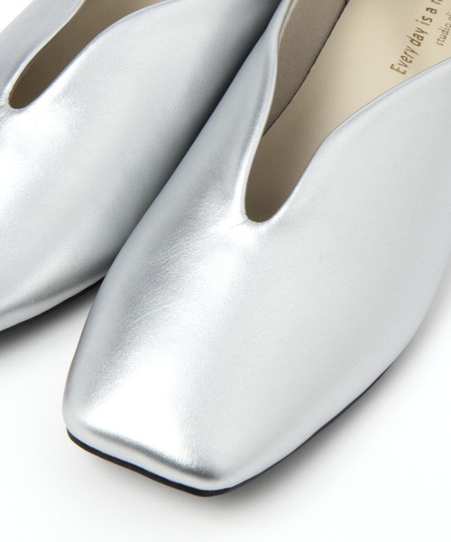 studio CLIP（スタディオクリップ）の「【消臭/抗菌防臭/クッションインソール】やわらかカラーパンプス（パンプス・レディース・ブラック/ライトブルー/イエロー/その他2・MEDIUM/LARGE）」の10枚目の写真