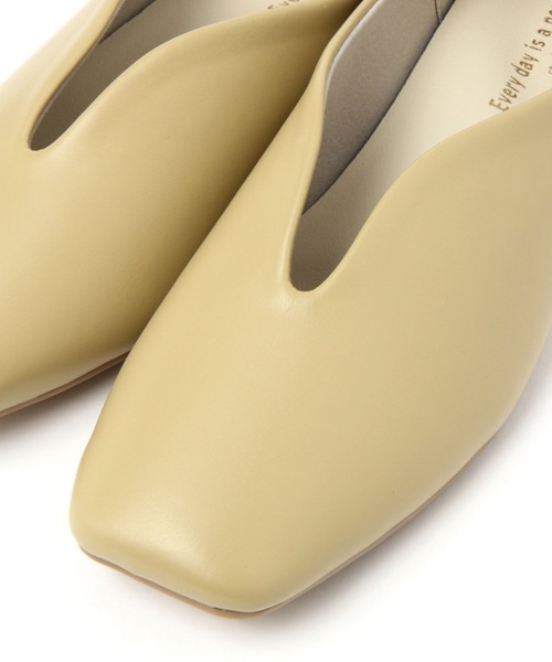 studio CLIP（スタディオクリップ）の「【消臭/抗菌防臭/クッションインソール】やわらかカラーパンプス（パンプス・レディース・ブラック/ライトブルー/イエロー/その他2・MEDIUM/LARGE）」の9枚目の写真