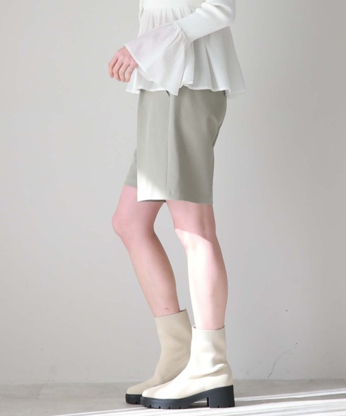 archives（アルシーヴ）の「タックショートパンツ（その他パンツ・レディース・グレイッシュベージュ/アイボリー/グリーン・MEDIUM）」の6枚目の写真