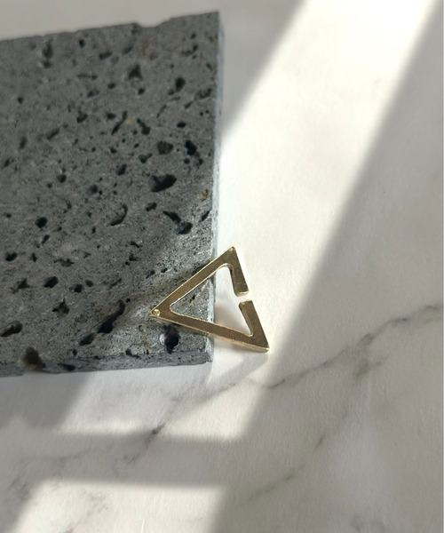 Burner(バーナー)の「【OKUOKU 0909】イヤーカフ シンプルデザイン oku-ecuff-00315 U(イヤーカフ・メンズ・シルバー/シルバー系その他/U/O/P/Q/R/S/T/G/H/I/J/M/N/A/B/C/D/E/F/K/L・ONE SIZE)」の17枚目の写真