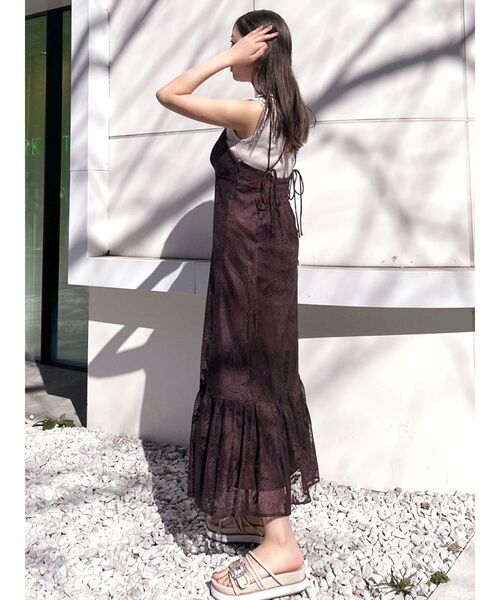 MERCURYDUO(マーキュリーデュオ)の「スパークルレースキャミティアードワンピース(ワンピース・レディース・オフホワイト/ダークブラウン/オレンジ・SMALL/MEDIUM)」の15枚目の写真