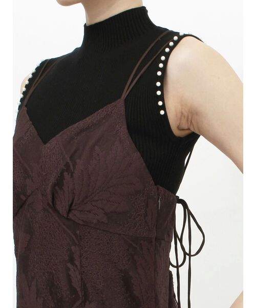 MERCURYDUO(マーキュリーデュオ)の「スパークルレースキャミティアードワンピース(ワンピース・レディース・オフホワイト/ダークブラウン/オレンジ・SMALL/MEDIUM)」の22枚目の写真