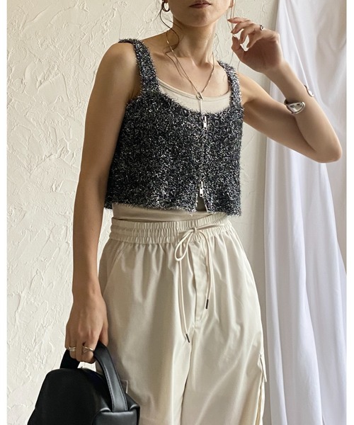 She's Closet(シーズクローゼット)の「ダブルジップアップショート丈グリッターラメシャギーニットビスチェベスト(ベスト・レディース・ゴールド/シルバー/ブラック/アイボリー・FREE)」の9枚目の写真