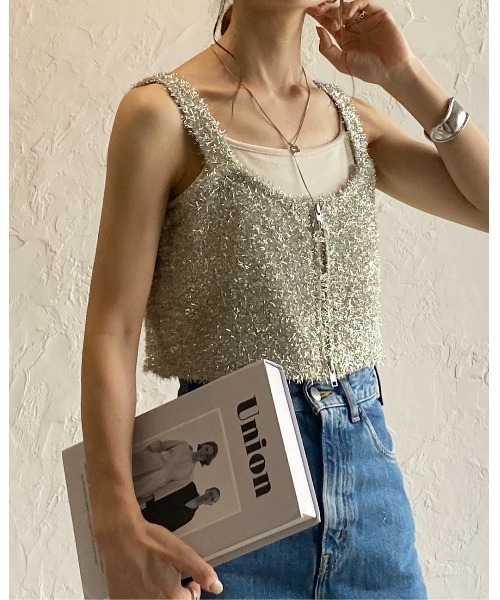 She's Closet(シーズクローゼット)の「ダブルジップアップショート丈グリッターラメシャギーニットビスチェベスト(ベスト・レディース・ゴールド/シルバー/ブラック/アイボリー・FREE)」の11枚目の写真