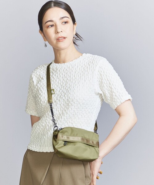 NIKE(ナイキ)の「<NIKE>ウィメンズ フューチュラ クロスボディバッグ/1L(ショルダーバッグ・レディース・オリーブ/ブラック・FREE)」の21枚目の写真