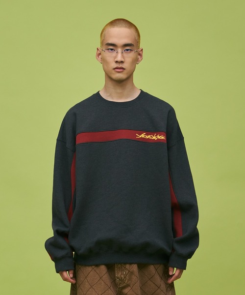 YESEYESEE（イエスアイシー）の「C-Logo Sweatshirt（スウェット