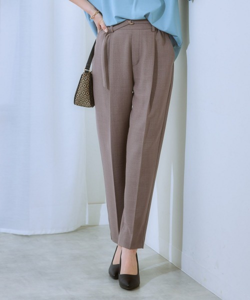 7days Life Styling（セブンデイズライフスタイリング）の「麻調合繊ベルト付テーパードパンツ（しわになりにくい・接触冷感・ＵＶカット・洗える）（スラックス・レディース・モカ/ネイビー/ライトベージュ/グリーン/チャコールグレー・S/M/L/LL）」の3枚目の写真