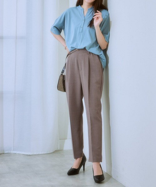 7days Life Styling（セブンデイズライフスタイリング）の「麻調合繊ベルト付テーパードパンツ（しわになりにくい・接触冷感・ＵＶカット・洗える）（スラックス・レディース・モカ/ネイビー/ライトベージュ/グリーン/チャコールグレー・S/M/L/LL）」の14枚目の写真