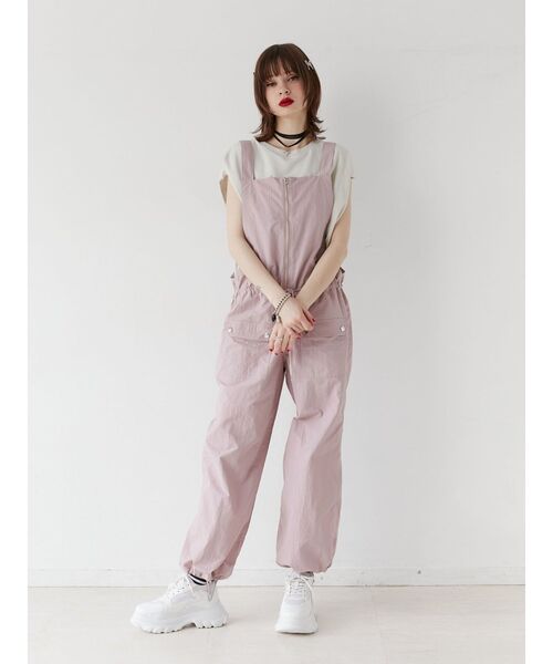 jouetie（ジュエティ）の「フロントZIPジャンプスーツ（サロペット/オーバーオール・レディース・ピンク/カーキ・MEDIUM）」の12枚目の写真
