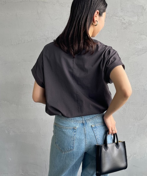 MICA&DEAL（マイカ＆ディール）の「[MICA&DEAL/マイカアンドディール] 別注 PALMKEY ロゴプリントTシャツ（Tシャツ/カットソー・レディース・チャコール/ホワイト/グレイッシュベージュ・F）」の17枚目の写真