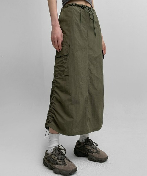 BLACKUP（ブラックアップ）の「[MADE] マイルドストリングカーゴスカート（スカート・レディース・ブラック/カーキ・FREE）」の3枚目の写真
