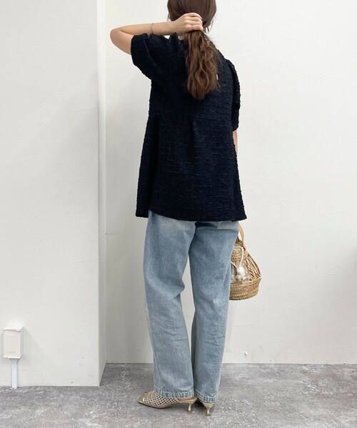 fredy emue(フレディエミュ)の「ペプラム切替半袖ジャガードブラウス(シャツ/ブラウス・レディース・サックスブルー/ブラック/オフホワイト・38)」の14枚目の写真