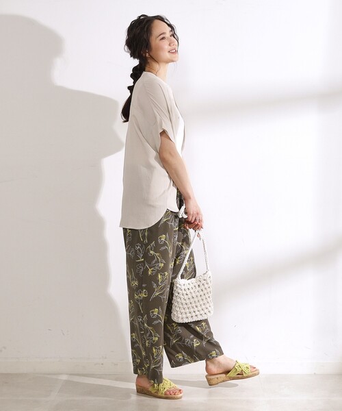 DRESKIP(ドレスキップ)の「◆【無理せずキレイ】バンドカラーブラウス(シャツ/ブラウス・レディース・グリーン系/チャコールグレー/ライトベージュ/カーキ・00)」の22枚目の写真