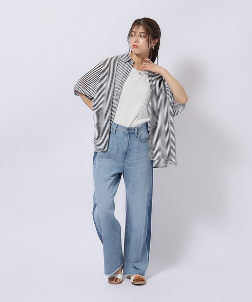 Cutie Blonde（キューティーブロンド）の「◆【洗える】さらりと羽織れる ポンチョ風 シアーシャツ（シャツ/ブラウス・レディース・グリーン/ネイビー系2/ホワイト系その他2/ホワイト系/ブラック・00）」の8枚目の写真