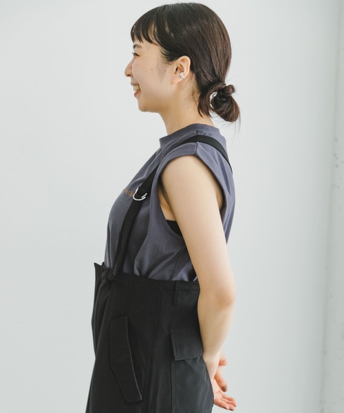 ITEMS URBANRESEARCH（アイテムズ アーバンリサーチ）の「ショルダータックロゴTシャツ（Tシャツ/カットソー・レディース・グレー系その他/チャコールグレー/ホワイト/オレンジ・FREE）」の22枚目の写真