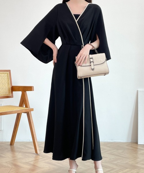 ECLIN(エクラン)の「フレアスリーブスリット配色パイピングカシュクールワンピース(ワンピース・レディース・ブラック/ブラウン/グリーン・M/L)」の15枚目の写真