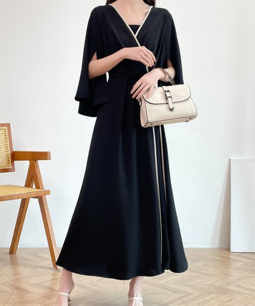 ECLIN(エクラン)の「フレアスリーブスリット配色パイピングカシュクールワンピース(ワンピース・レディース・ブラック/ブラウン/グリーン・M/L)」の14枚目の写真