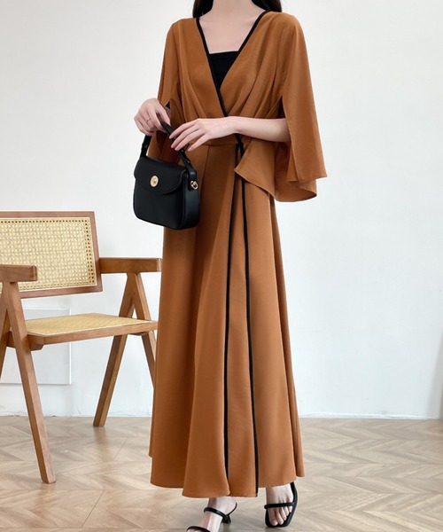 ECLIN(エクラン)の「フレアスリーブスリット配色パイピングカシュクールワンピース(ワンピース・レディース・ブラック/ブラウン/グリーン・M/L)」の11枚目の写真