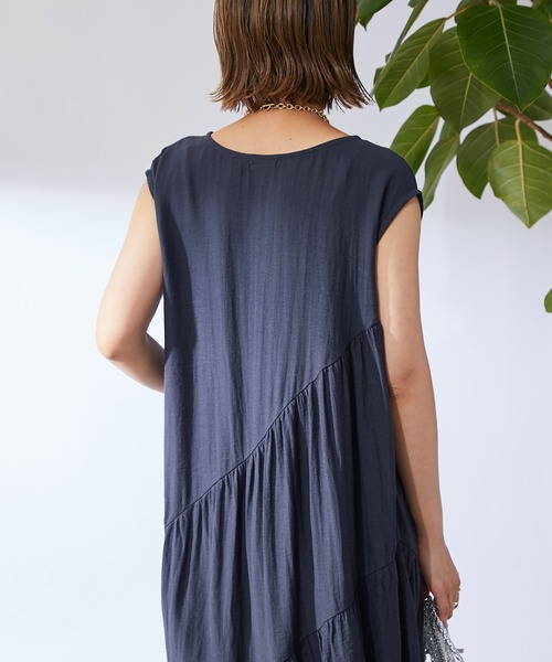un dix cors（アンディコール）の「《お腹周りのカバー◎》バイヤスギャザーワンピース（ワンピース・レディース・ネイビー/キャメル・FREE）」の4枚目の写真