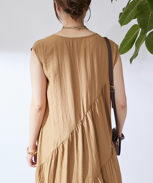 un dix cors（アンディコール）の「《お腹周りのカバー◎》バイヤスギャザーワンピース（ワンピース・レディース・ネイビー/キャメル・FREE）」の21枚目の写真