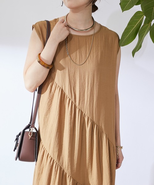 un dix cors（アンディコール）の「《お腹周りのカバー◎》バイヤスギャザーワンピース（ワンピース・レディース・ネイビー/キャメル・FREE）」の19枚目の写真