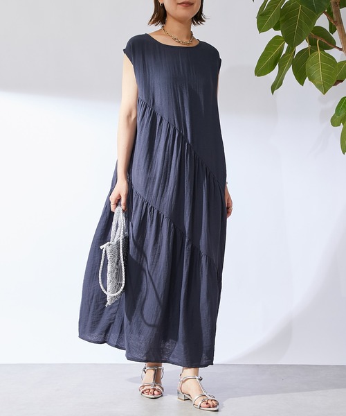 un dix cors（アンディコール）の「《お腹周りのカバー◎》バイヤスギャザーワンピース（ワンピース・レディース・ネイビー/キャメル・FREE）」の6枚目の写真