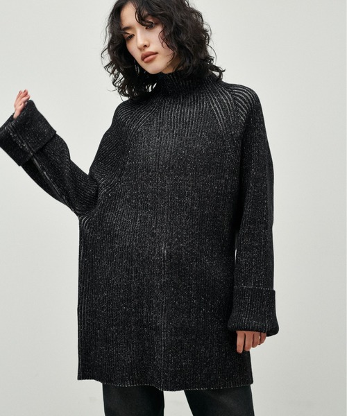 LARUTA(ラルータ)の「【LARUTA】前後2WAYスリットドルマンニットプルオーバー(ニット/セーター・レディース・ベージュ/オフホワイト/カーキ/サックスブルー/ブラック系その他・FREE)」の16枚目の写真