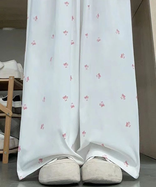 gossip!ロサンゼルス(ゴシップロサンゼルス)の「リボンプリントパンツ(スラックス・レディース・ホワイト・S/M/L)」の2枚目の写真