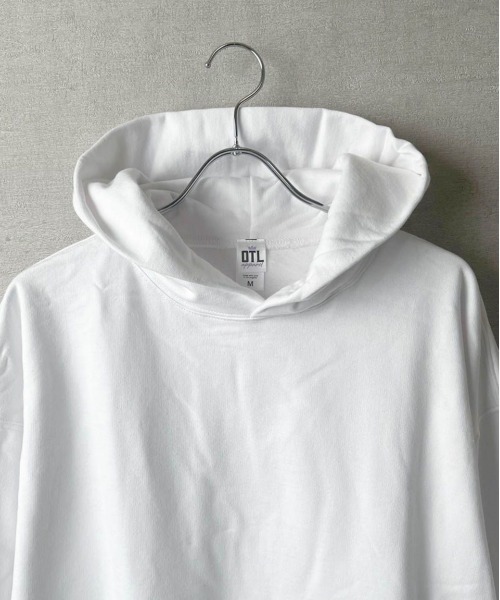 INNOCENT(イノセント)の「【T2】【OTL apparel】7002-UNISEX FLEECE HOODIE(パーカー・メンズ・ブラック/グレー/ベージュ/ホワイト・MEDIUM/LARGE)」の14枚目の写真